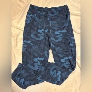Men’s Large Sonoma Blue and Gray Camo Pajama Pants- super soft and comfortable
